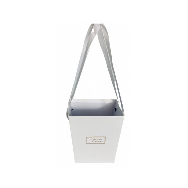 BOX28 Square v shape tapered box with ribbon - Image 1