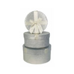 Flat cylinder with bow - Image 2